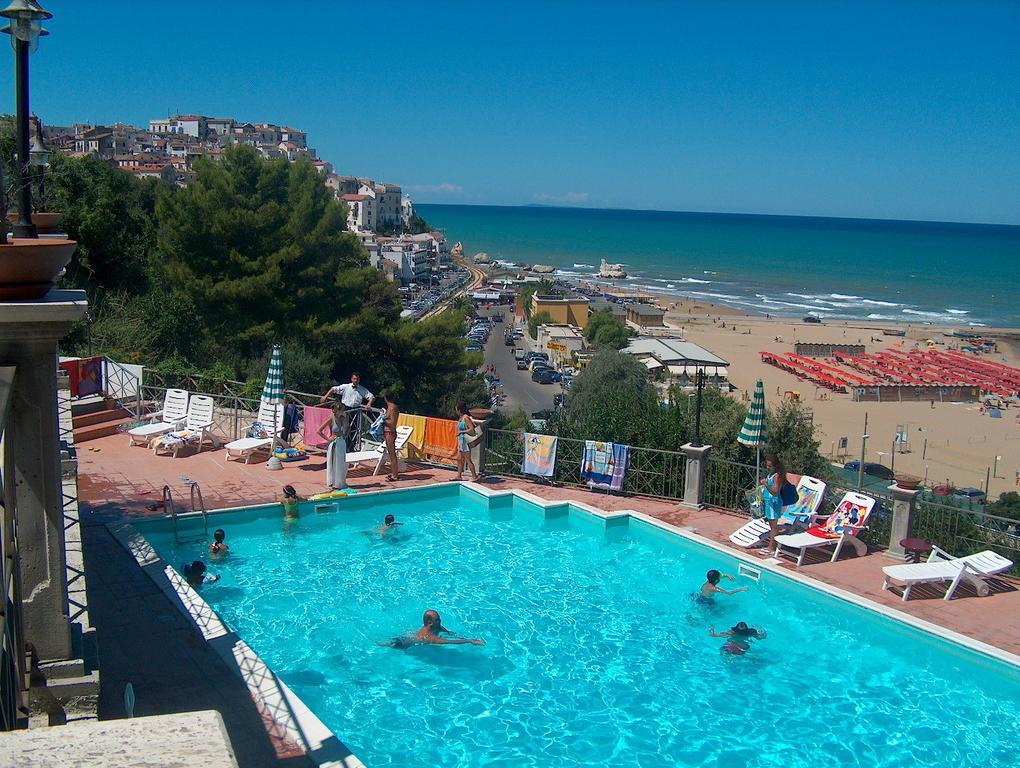 Hotel Piccolo Paradiso Di Rodi Garganico Luaran gambar