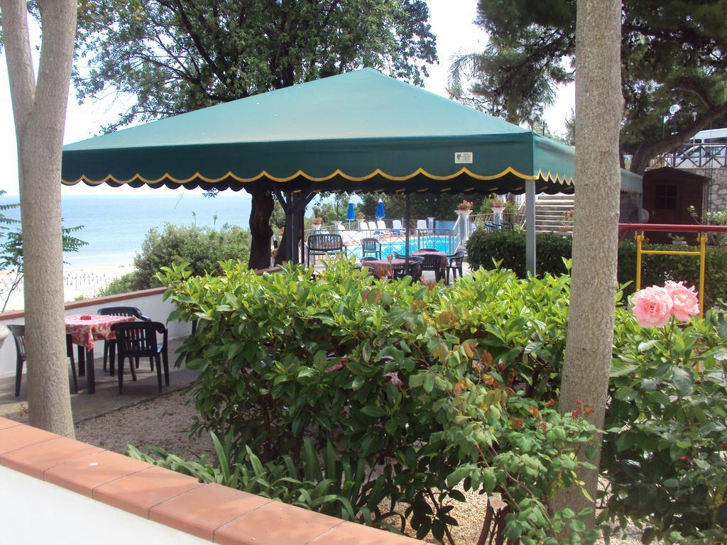 Hotel Piccolo Paradiso Di Rodi Garganico Luaran gambar